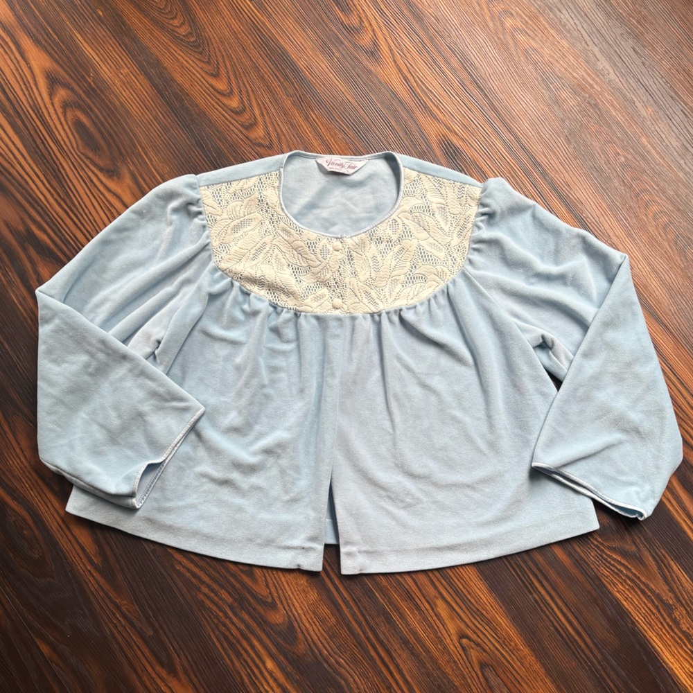 VTG vanity fair bed jacket